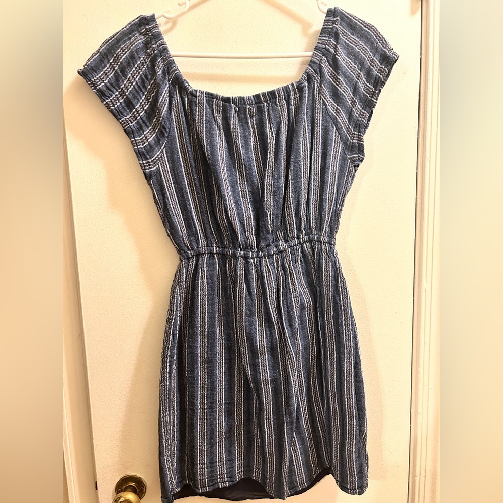 3/$10 🏷️ *LAST CHANCE!*  Universal Thread Navy and White Striped Dress
